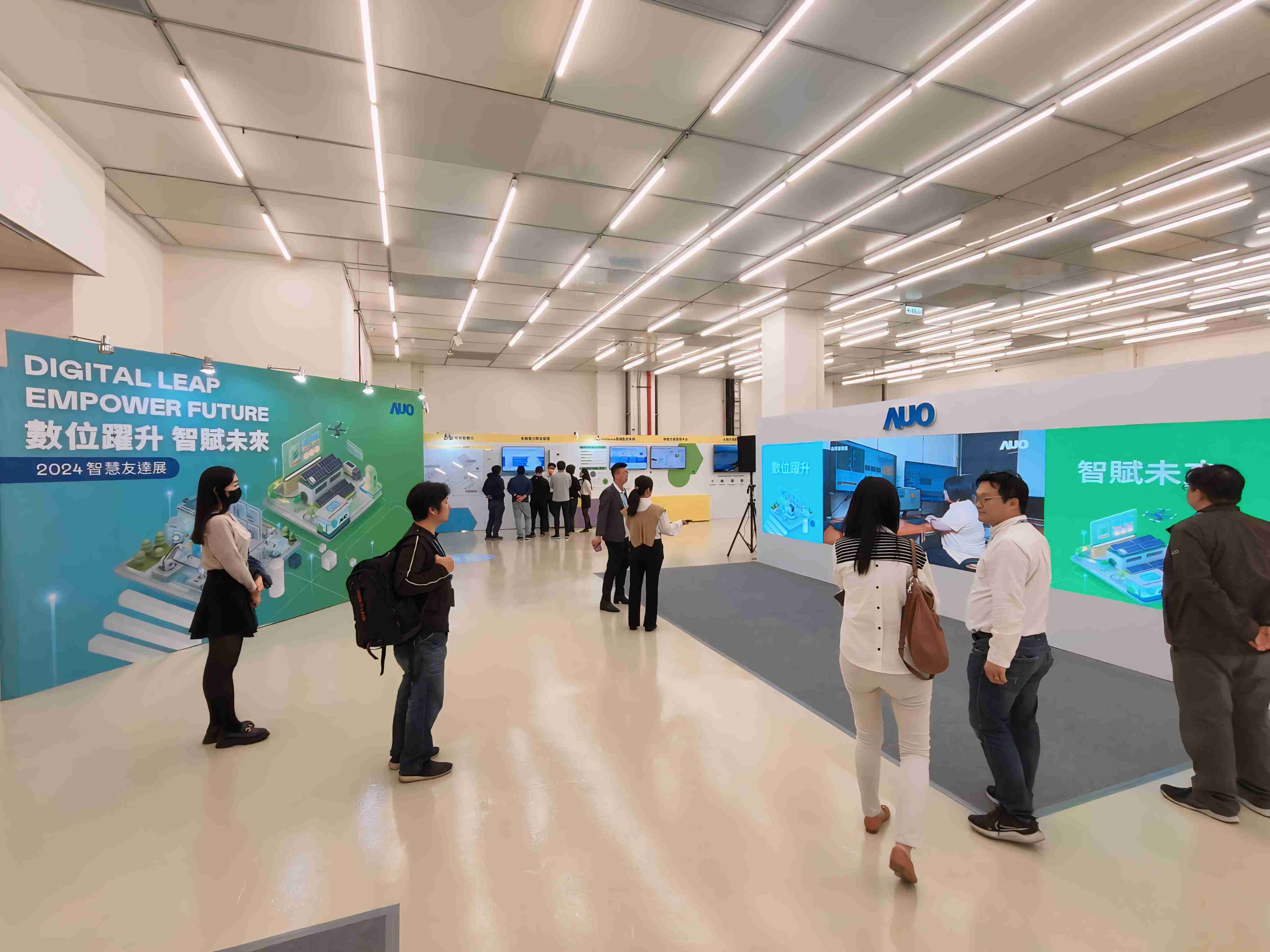 2024智能888.BY集团电子游戏展邀集生态圈伙伴共同参展，，，，从数字应用、、净零减碳到能源发展，，，创造全方位永续商机，，携手生态圈伙伴迈向永续未来